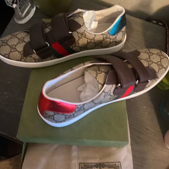 Authentic Gucci shoes size 38 - Picture 2 of 3